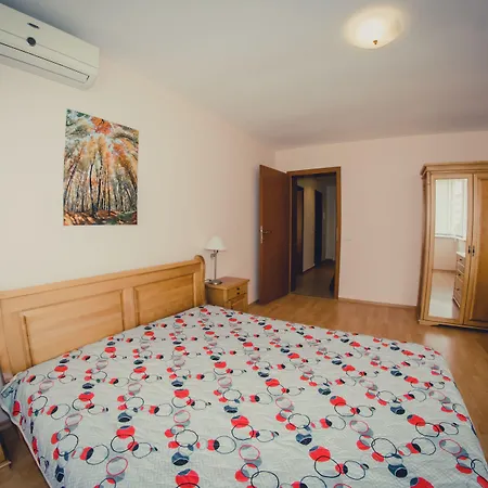 Riviera ホテル 4*