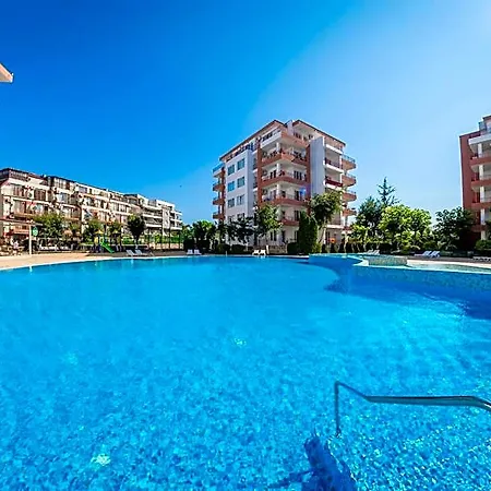 Riviera 4* 拉夫达